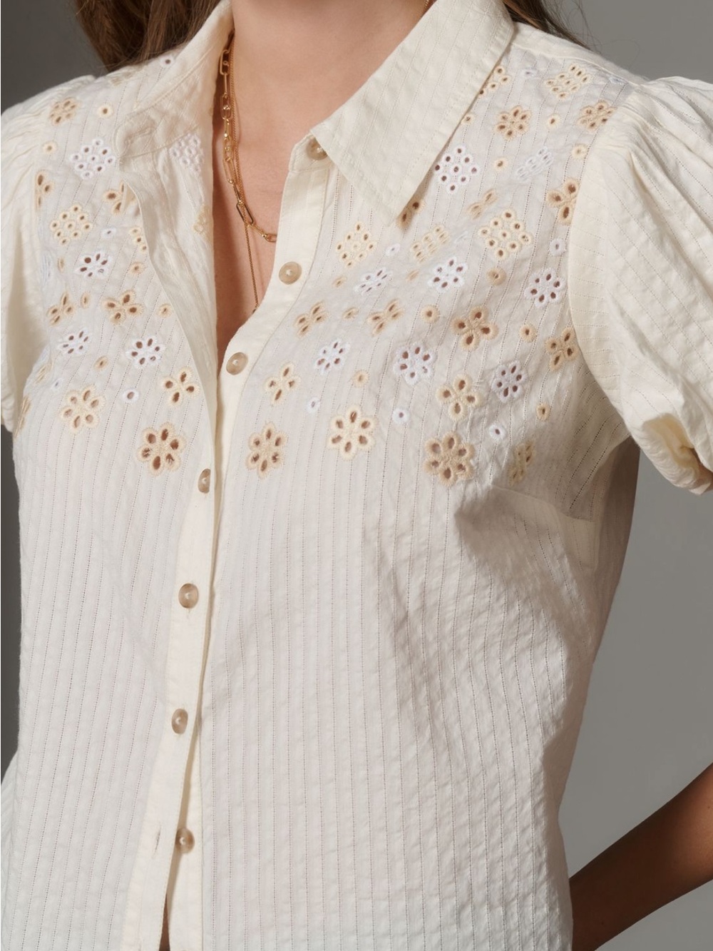 Pilcro Cream Eyelet Puff-Sleeve Button-Down Shirt - Picture 2 of 5